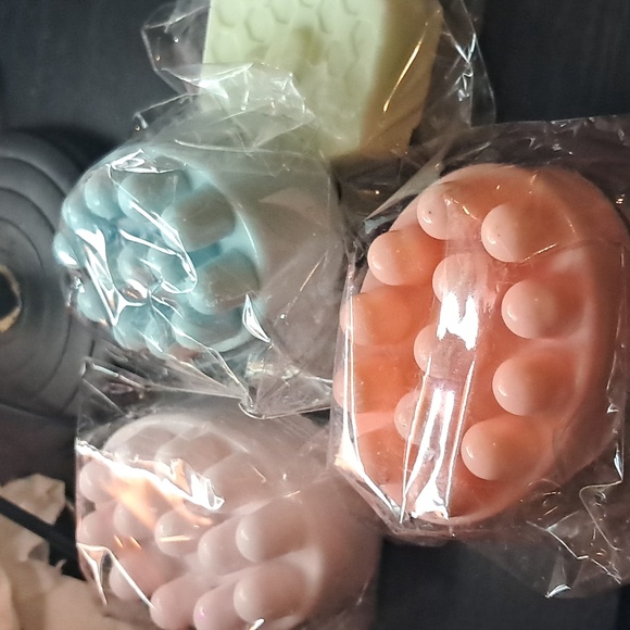 Other - 4 soap bundle 3 spa